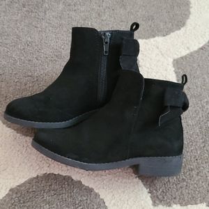 Mini MIA girls size 9 booties